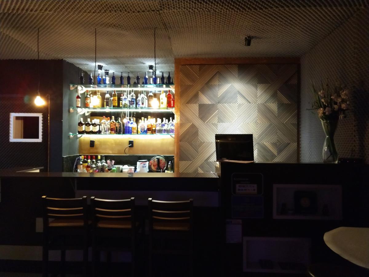 Kasa Bar E Karaoke Hostel *